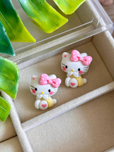 Aretes Hello Kitty amarillo